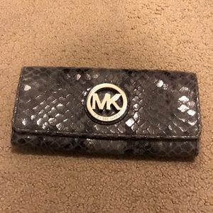 Micheal Kors Wallet